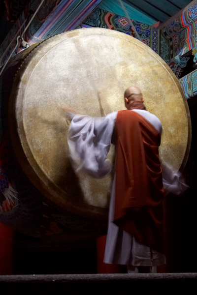 korea zen monastery temple haeinsa drum